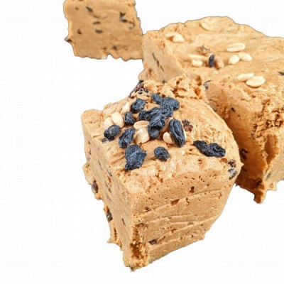 Halva Zemesriekstu ar rozīnēm 4kg (23.04.26)  (daudzumu norādīt kilogramos,pilnas kastes) Latvija