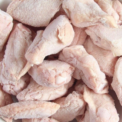 Broileru pusspārni saldēti  10kg (08.02.27) (Daudzumu norādīt kg) Polija