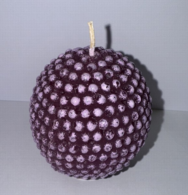 Svece Diana 7x6.6cm Pērļu lode violeta/balta 1/12  Latvija